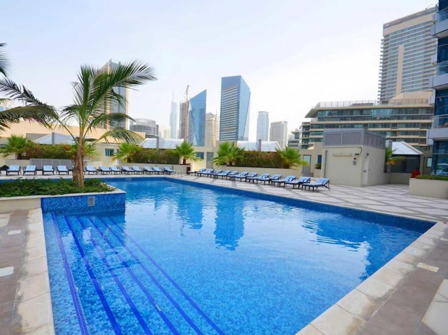 Higuests - Incredible Apartment At The Top Of Dubai Marina Экстерьер фото